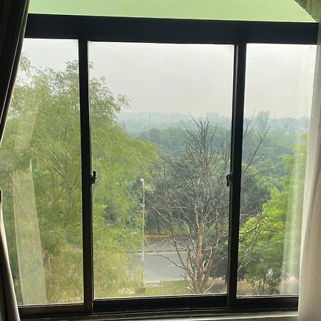 Envoy Continental Hotel Islamabad Eksteriør billede