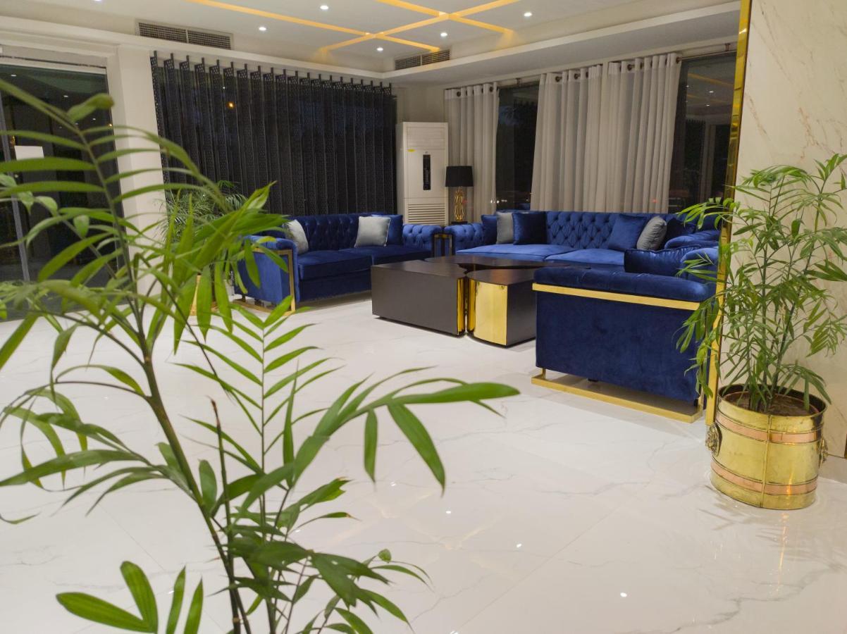 Envoy Continental Hotel Islamabad Eksteriør billede